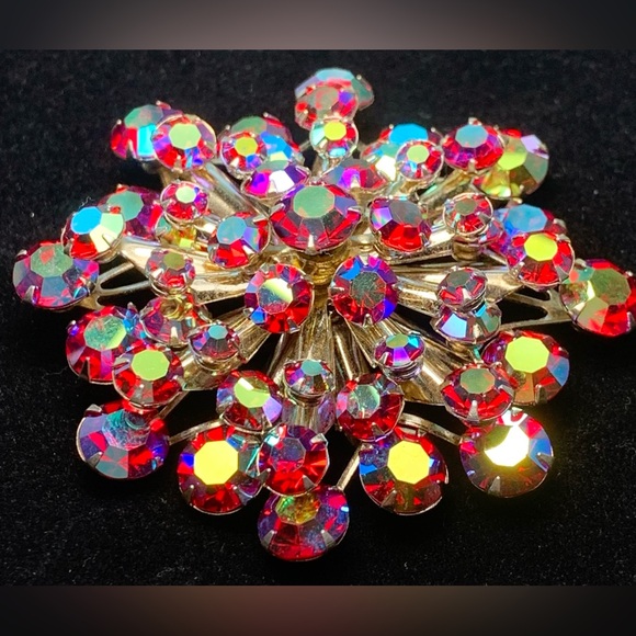 Vintage Aurora Borealis Rhinestone Starburst Brooch 2.5โ - Picture 6 of 8